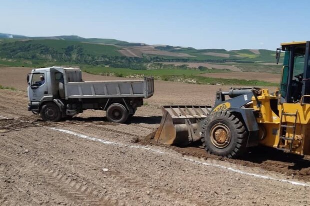 عملیات اجرایی ۱۰۰ واحد مسکونی در روستای رانشی «آق امام» آغاز شد